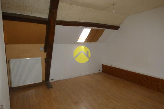 MAISON A RENOVER