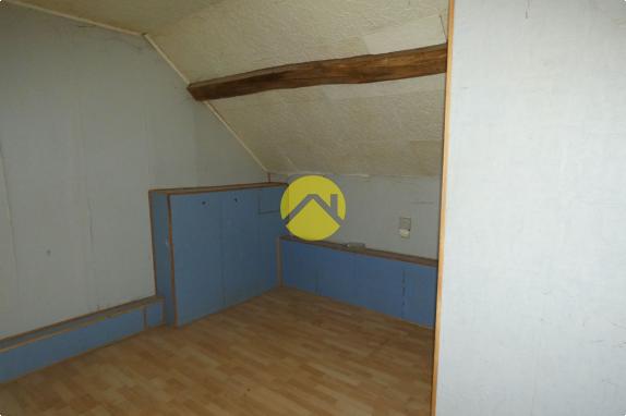 MAISON A RENOVER
