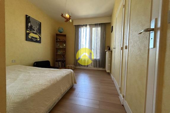 VILLA FAMILIALE