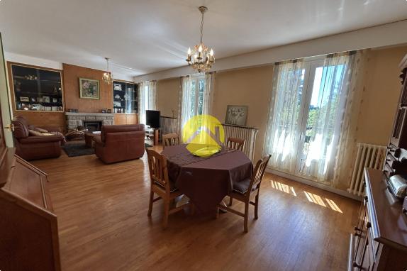 VILLA FAMILIALE
