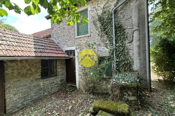 CHARMANTE MAISONNETTE CREUSOISE