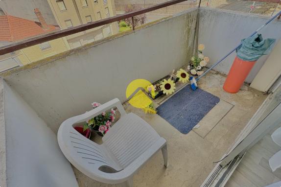 APPARTEMENT AVEC BALCON
