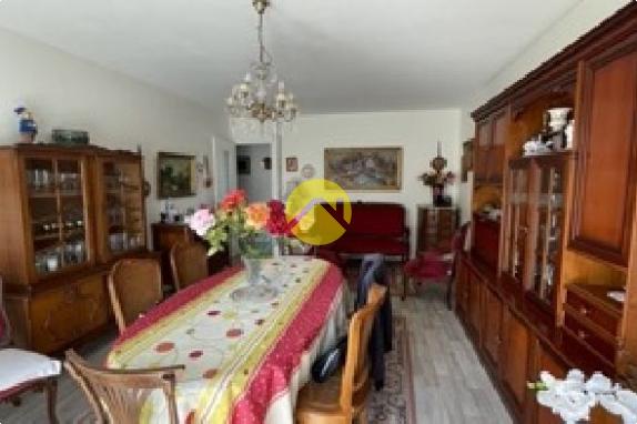 APPARTEMENT AVEC BALCON
