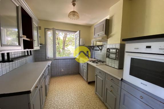 BELLE VUE PETIT BUDGET 4 CHAMBRES 