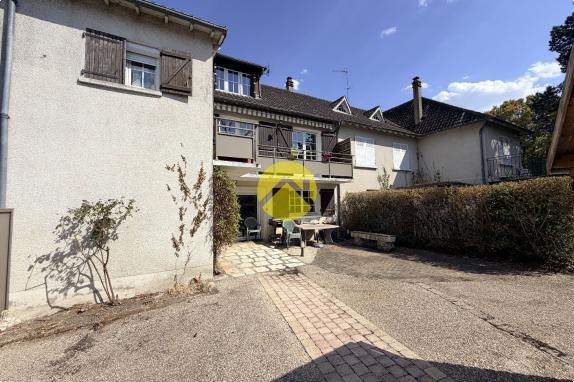 Maison avec jardin bord du Cher