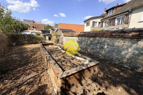 Maison avec jardin bord du Cher