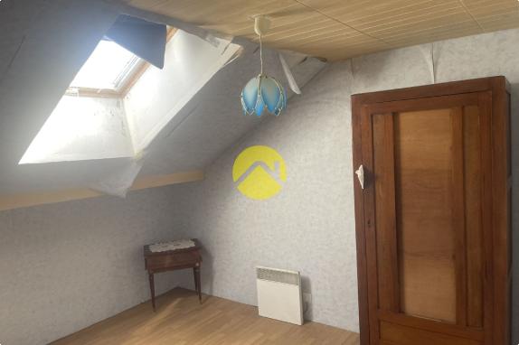 MAISON CLES EN MAIN