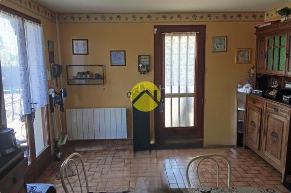 Maison mitoyenne d'un côté
