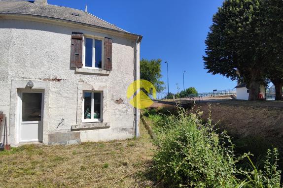MAISON PROCHE COMMERCES & CANAL