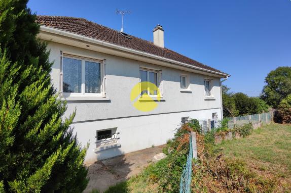 PAVILLON SUR SOUS-SOL T7 150 m² 