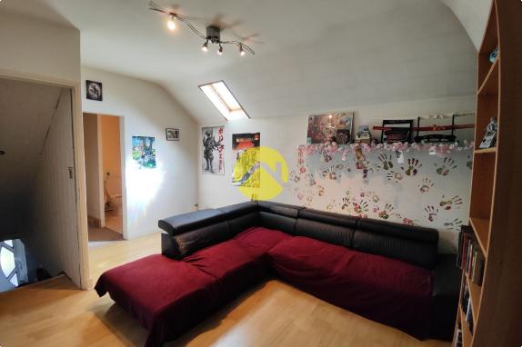 PAVILLON SUR SOUS-SOL T7 150 m² 