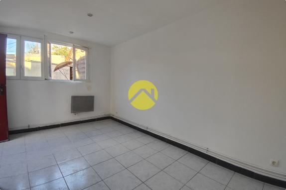 MAISON + STUDIO