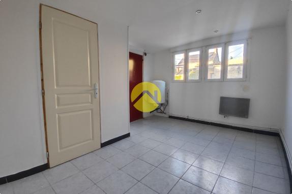 MAISON + STUDIO
