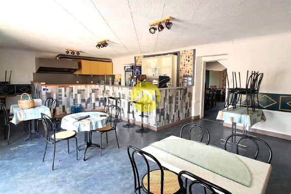Appartement + commerce