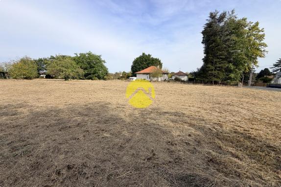 Terrain constructible 4190 m²