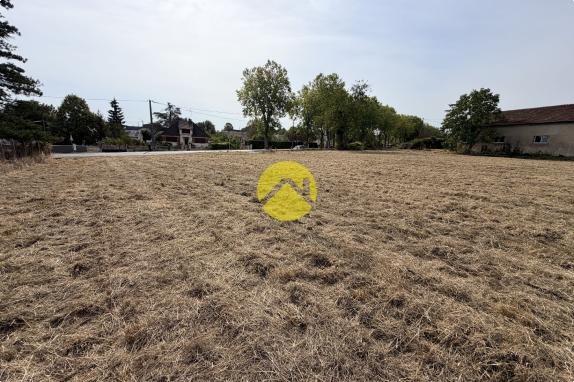 Terrain constructible 4190 m²