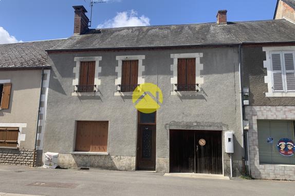 Belles surfaces au cœur du village