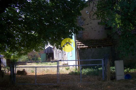 au bout du chemin 2 maisons 7ha 