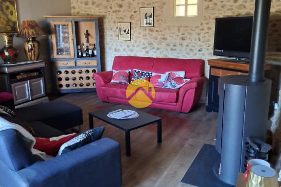 Belle maison en pierre