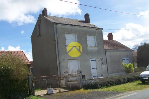 MAISON EN PIERRE sur 1400 m²