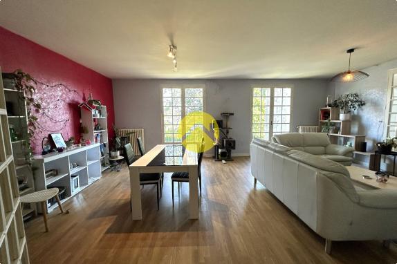 PAVILLON SUR SOUS-SOL AMENAGE