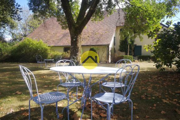 FERMETTE sur 11 000 M2