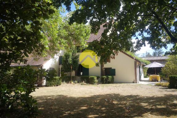 FERMETTE sur 11 000 M2