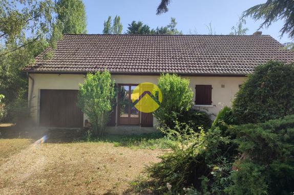 AU CALME, MAISON DE PLAIN PIED