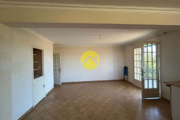 Maison sur sous sol + terrain 