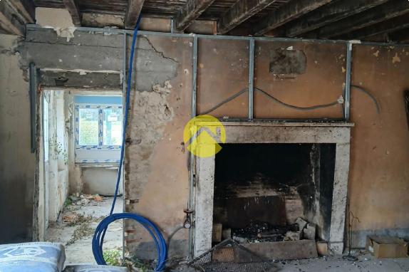 Superbe Maison à Finir de Rénover