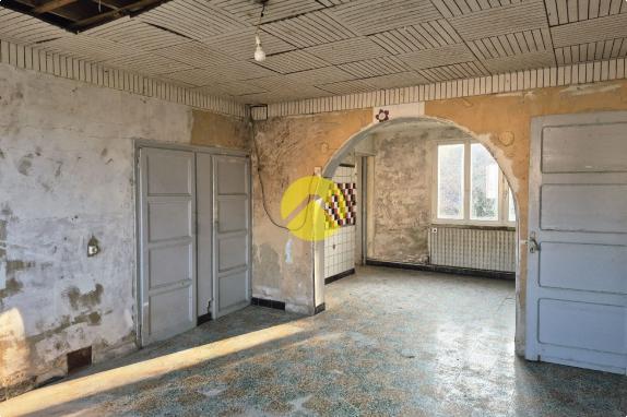 Maison individuelle à rénover 