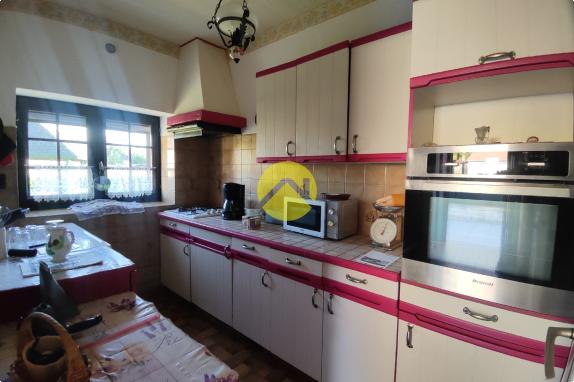 PROCHE CENTRE 3CH TERRAIN 1500M²