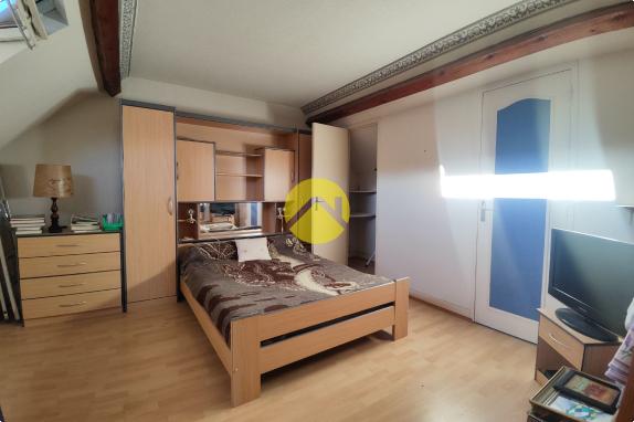 PROCHE CENTRE 3CH TERRAIN 1500M²