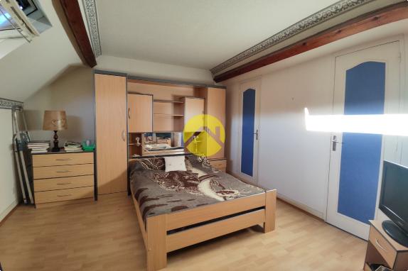 PROCHE CENTRE 3CH TERRAIN 1500M²