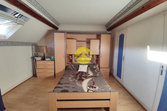 PROCHE CENTRE 3CH TERRAIN 1500M²