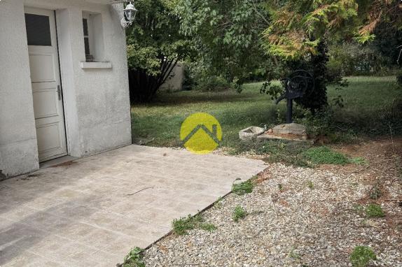 A VENDRE