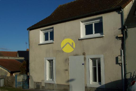 MAISON DE VILLAGE RENOVEE