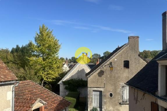 Niché dans le vignoble