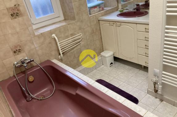 PROCHE AVORD MAISON 6 PIECES
