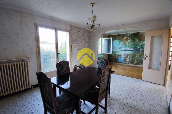 PAVILLON 69 M² SUR SOUS-SOL