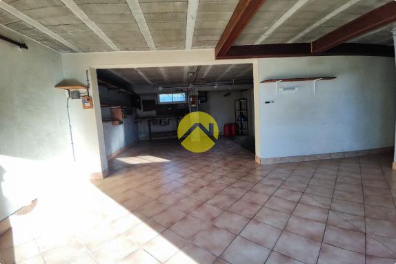 PAVILLON 69 M² SUR SOUS-SOL