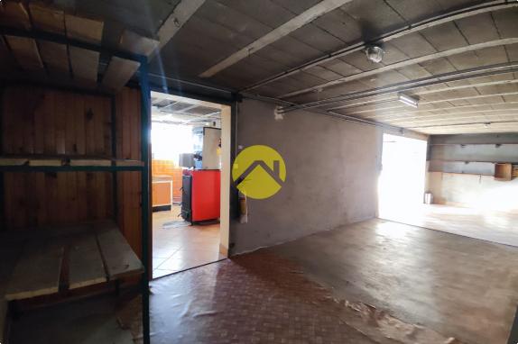 PAVILLON 69 M² SUR SOUS-SOL