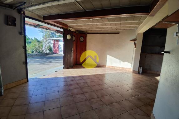 PAVILLON 69 M² SUR SOUS-SOL