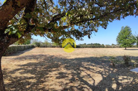 UNE VIE A LA CAMPAGNE