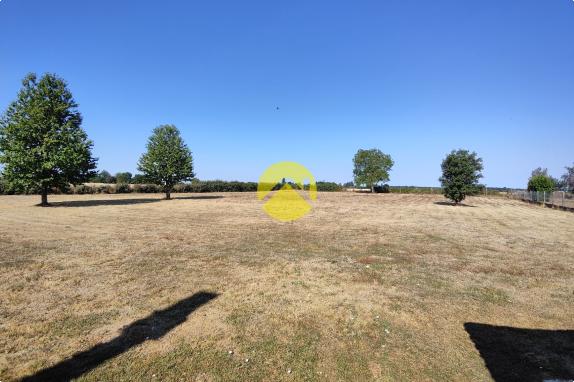 UNE VIE A LA CAMPAGNE