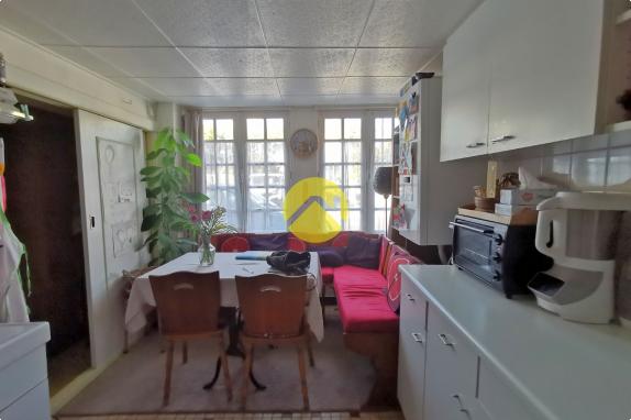 MAISON DE CENTRE VILLE AVEC JARDIN