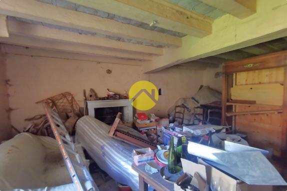 ENSEMBLE EN PIERRE A RENOVER