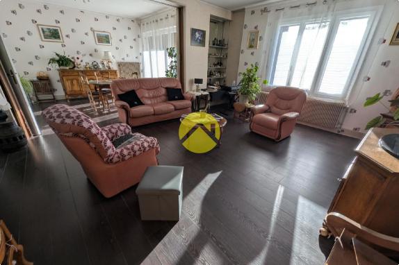 Apt 98m² avec balcon  