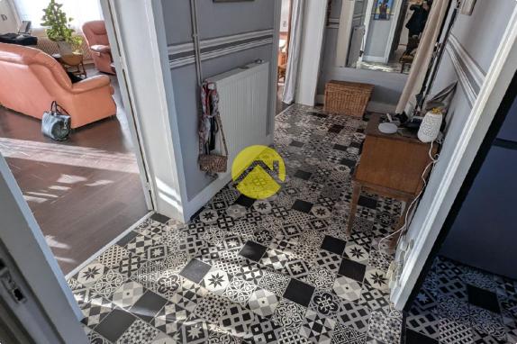 Apt 98m² avec balcon  