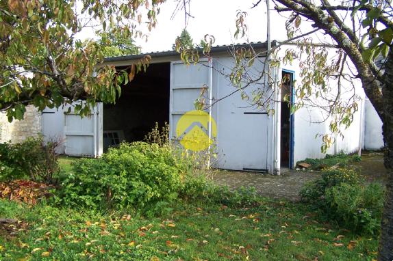 MAISON INDEPENDANTE AU CALME
